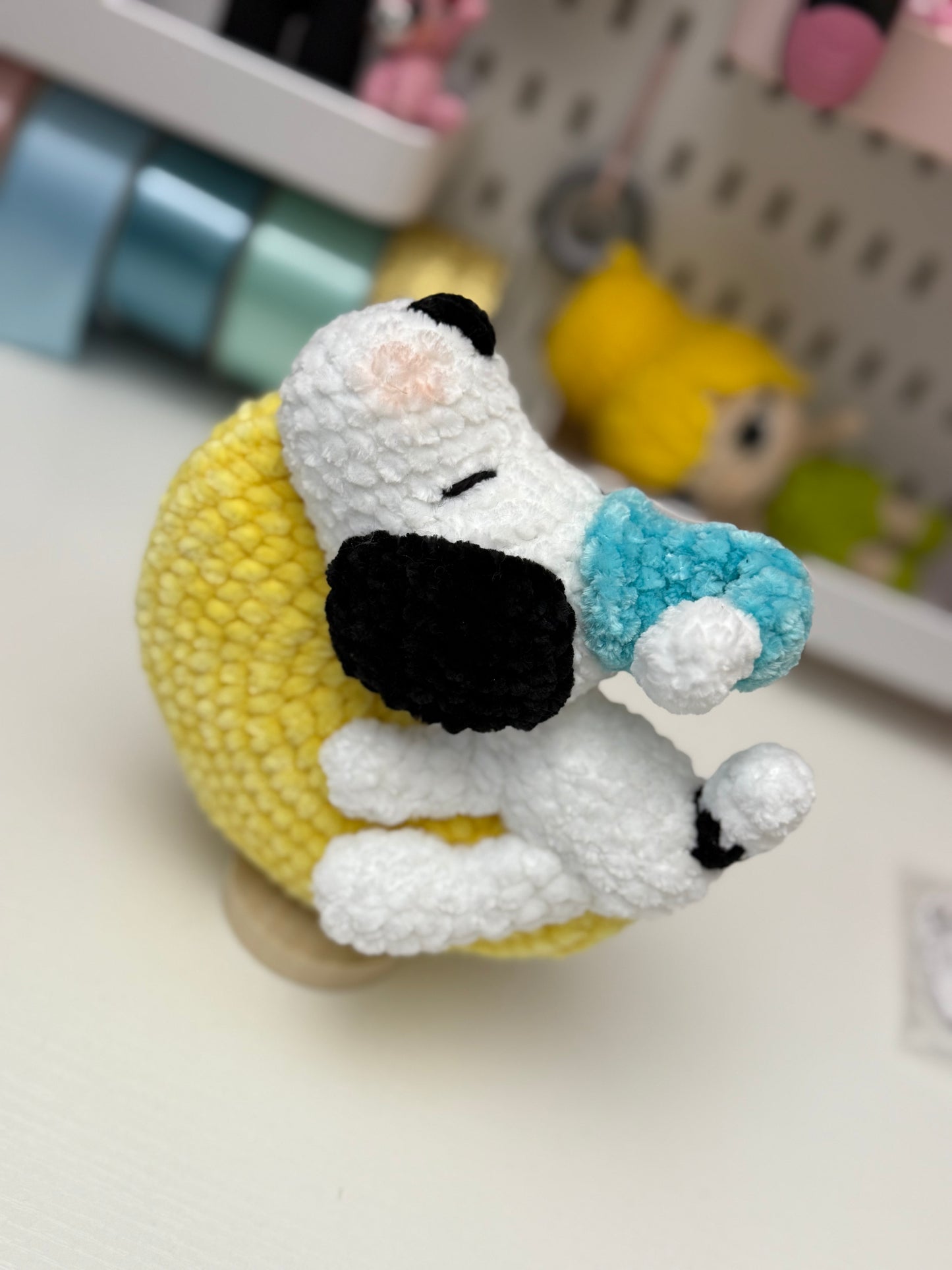 Snoopy in the moon🌙