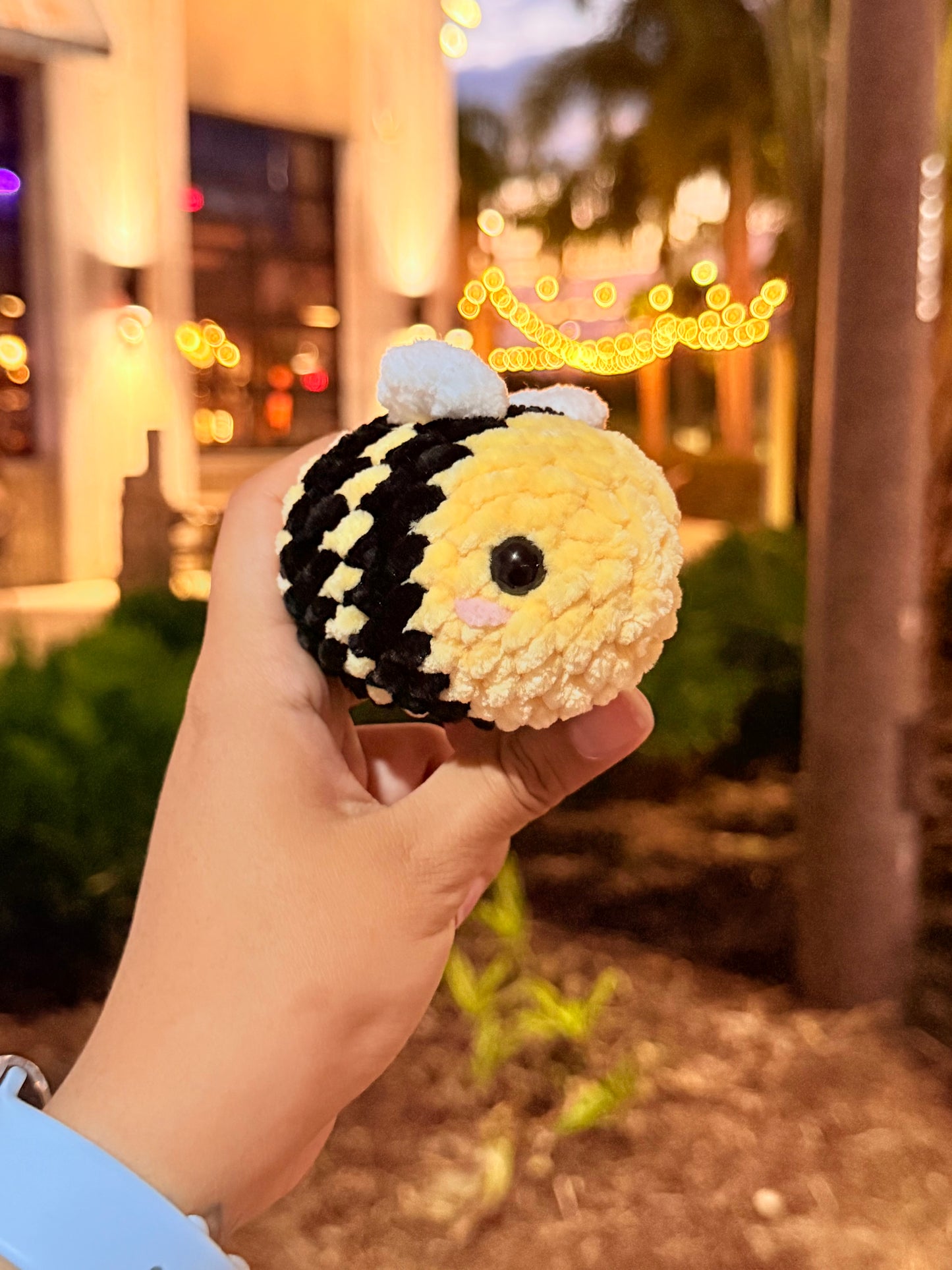 Bee M🐝 | Bag Charm