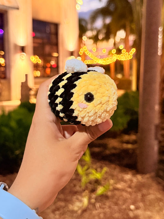 Bee M🐝 | Bag Charm